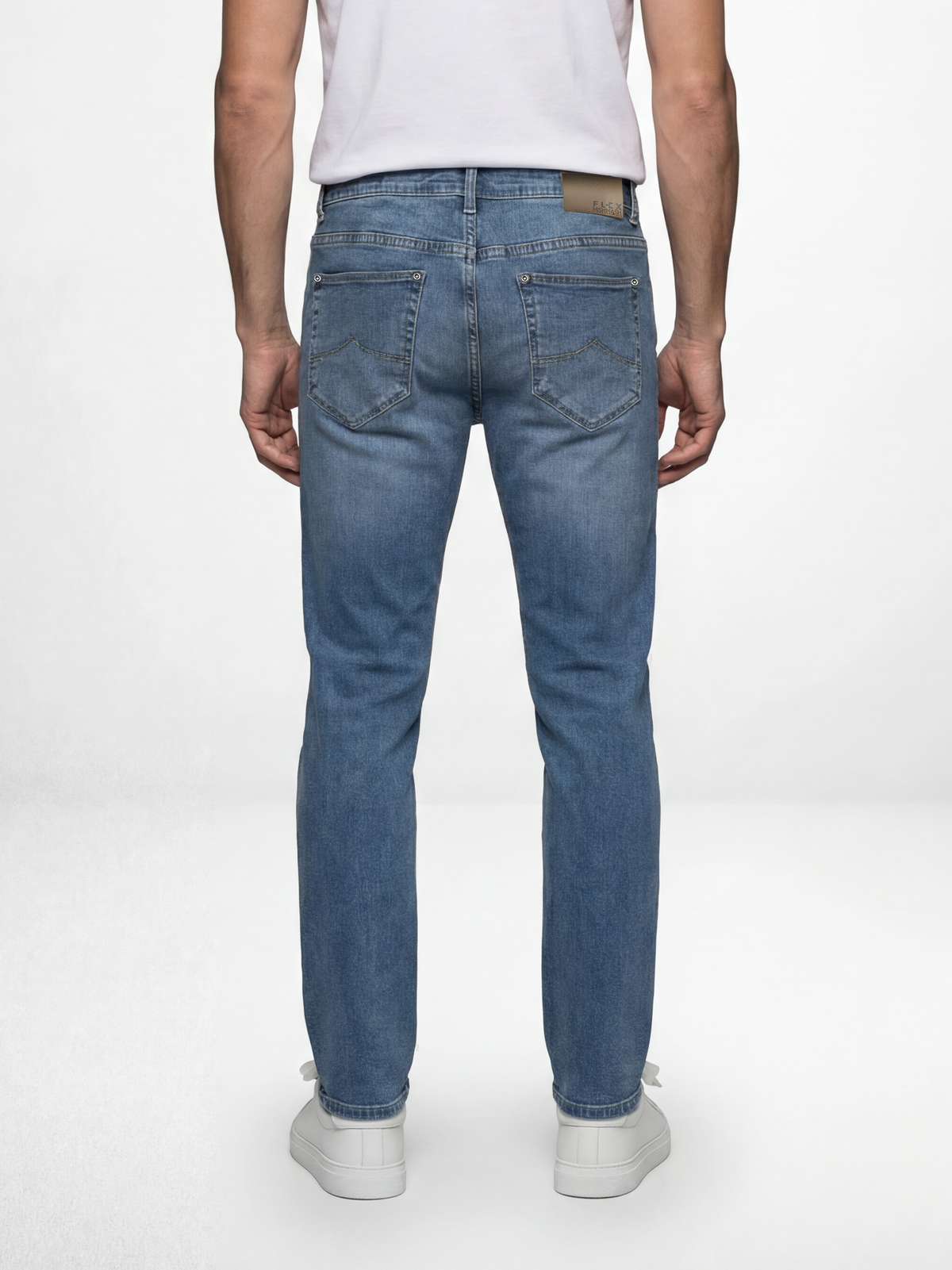 Tapered Fit Flex Indigo Light Jean