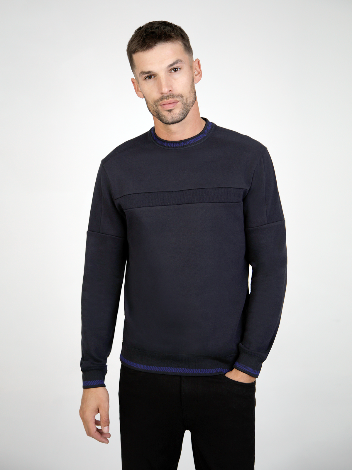 Sevan Navy Sweat