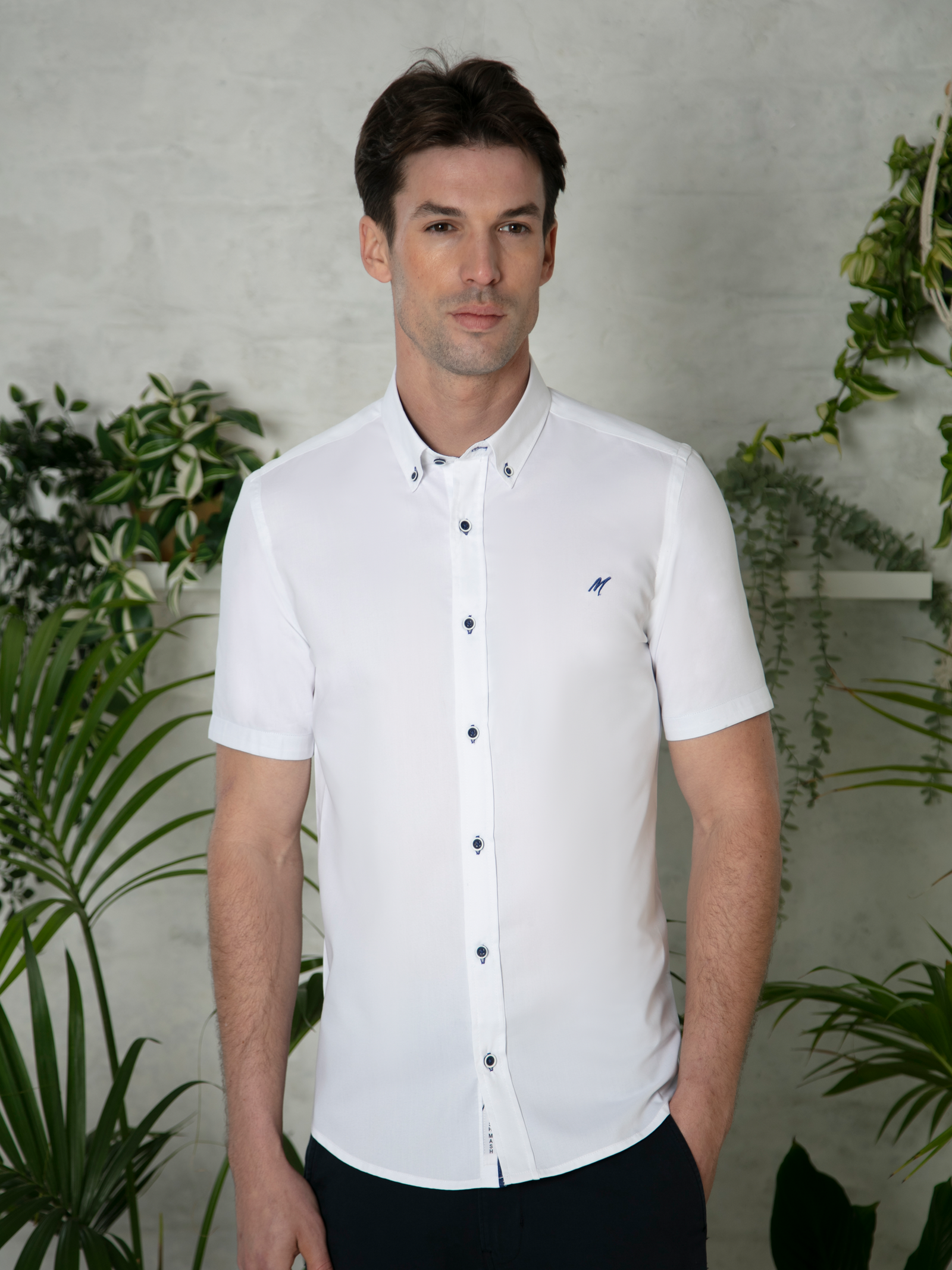 Regular Fit Summit White Oxford Short Sleeve Shirt