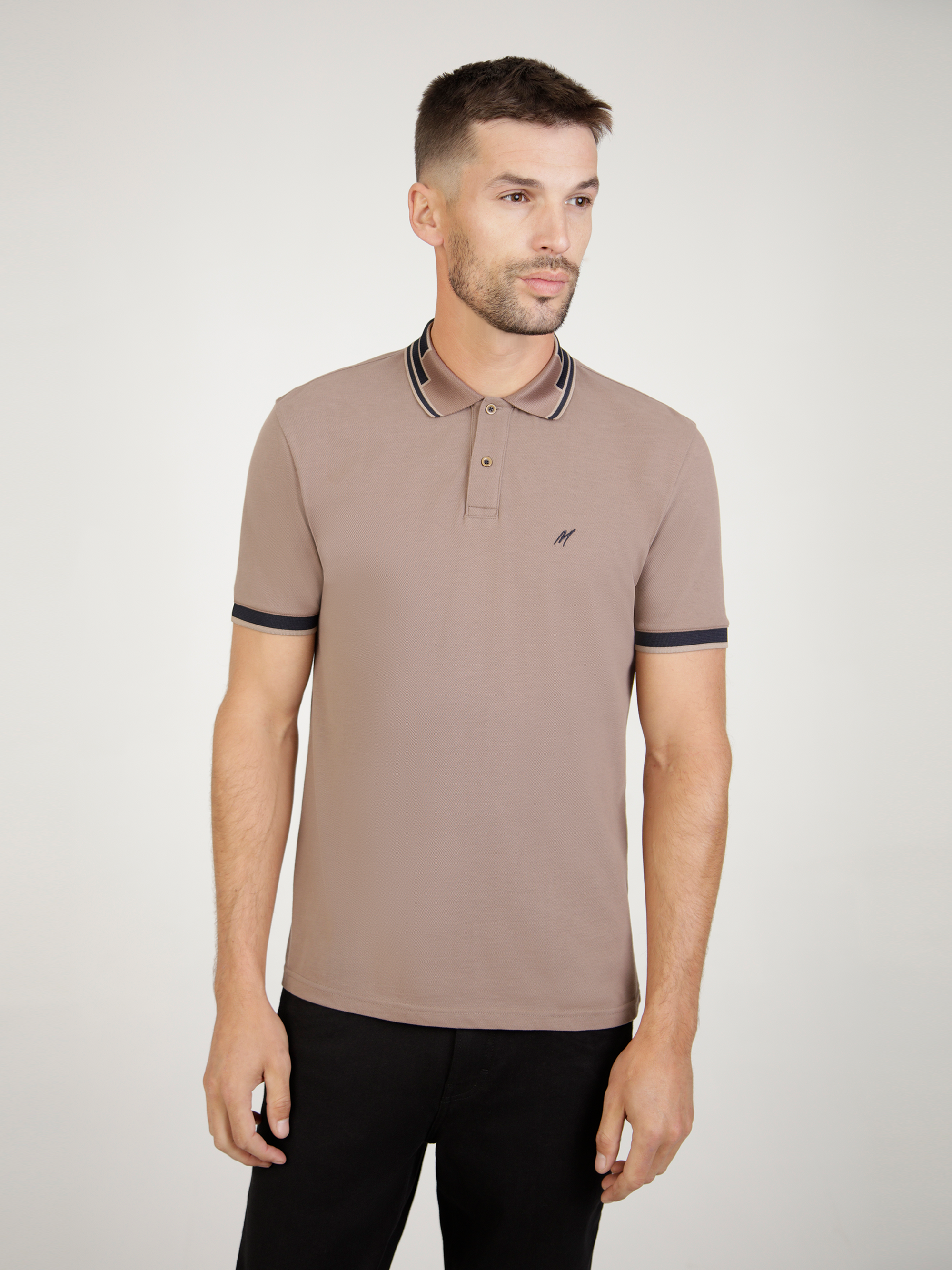 A mink short sleeve polo for men. autumn fashion.
