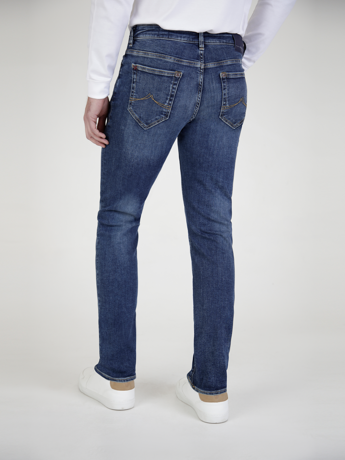 Straight Fit Flex Active Mid Denim Jean