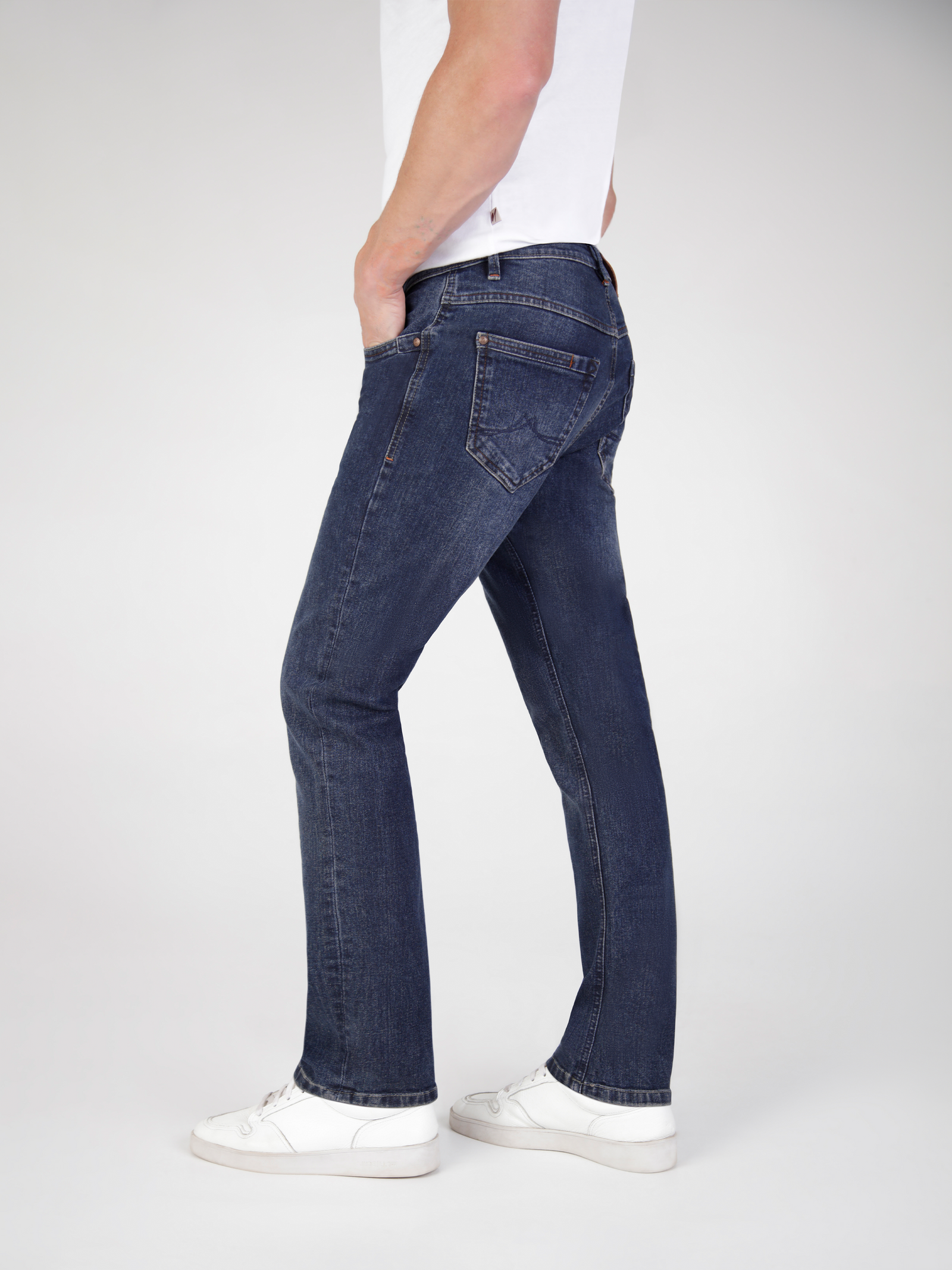 Bootcut (Flare) Fit Mid Stretch Gabbro Dark Jeans