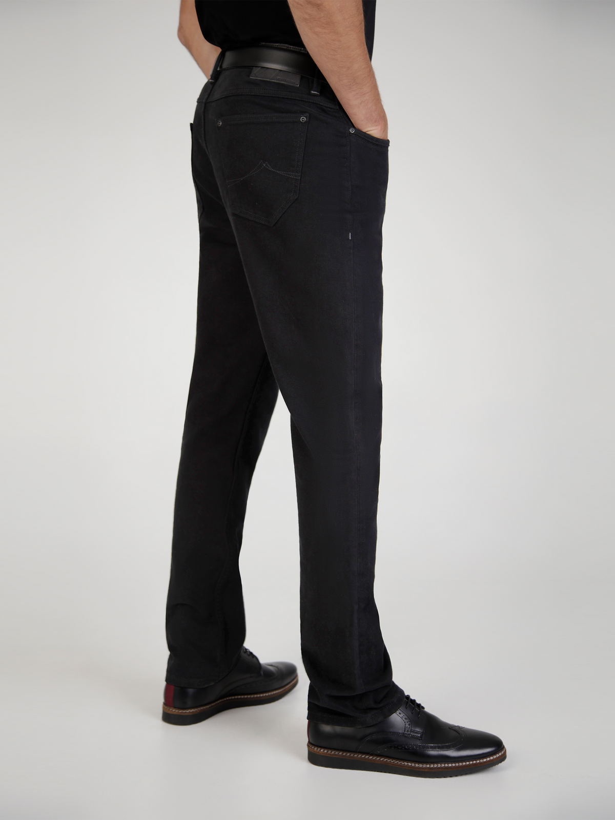 Straight Fit Huckster Black Jean