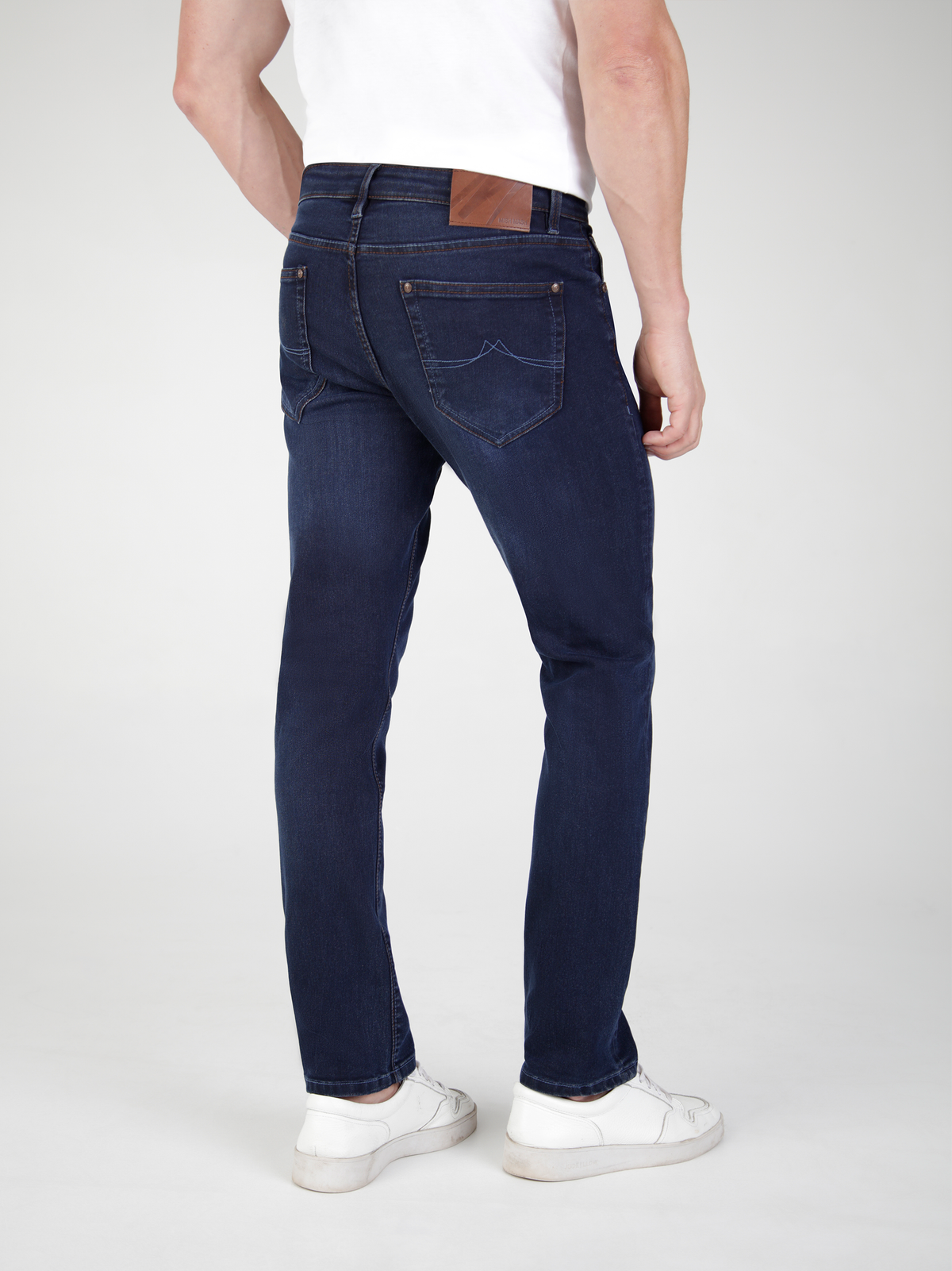 Tapered Fit Mid Stretch Lot XX Blue Black Jeans