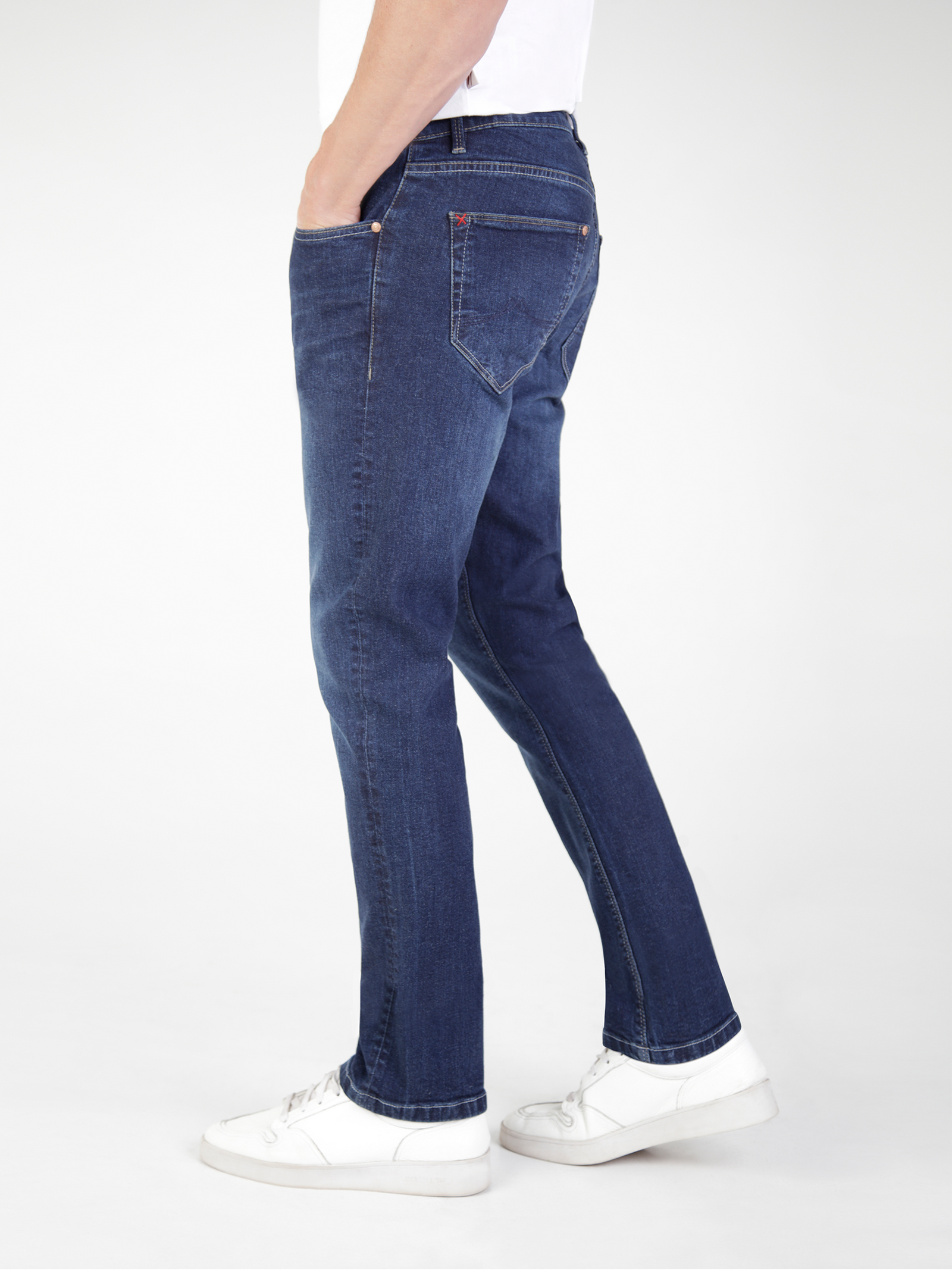 Tapered Fit Mid Stretch Lot XX Dark Stretch Jeans