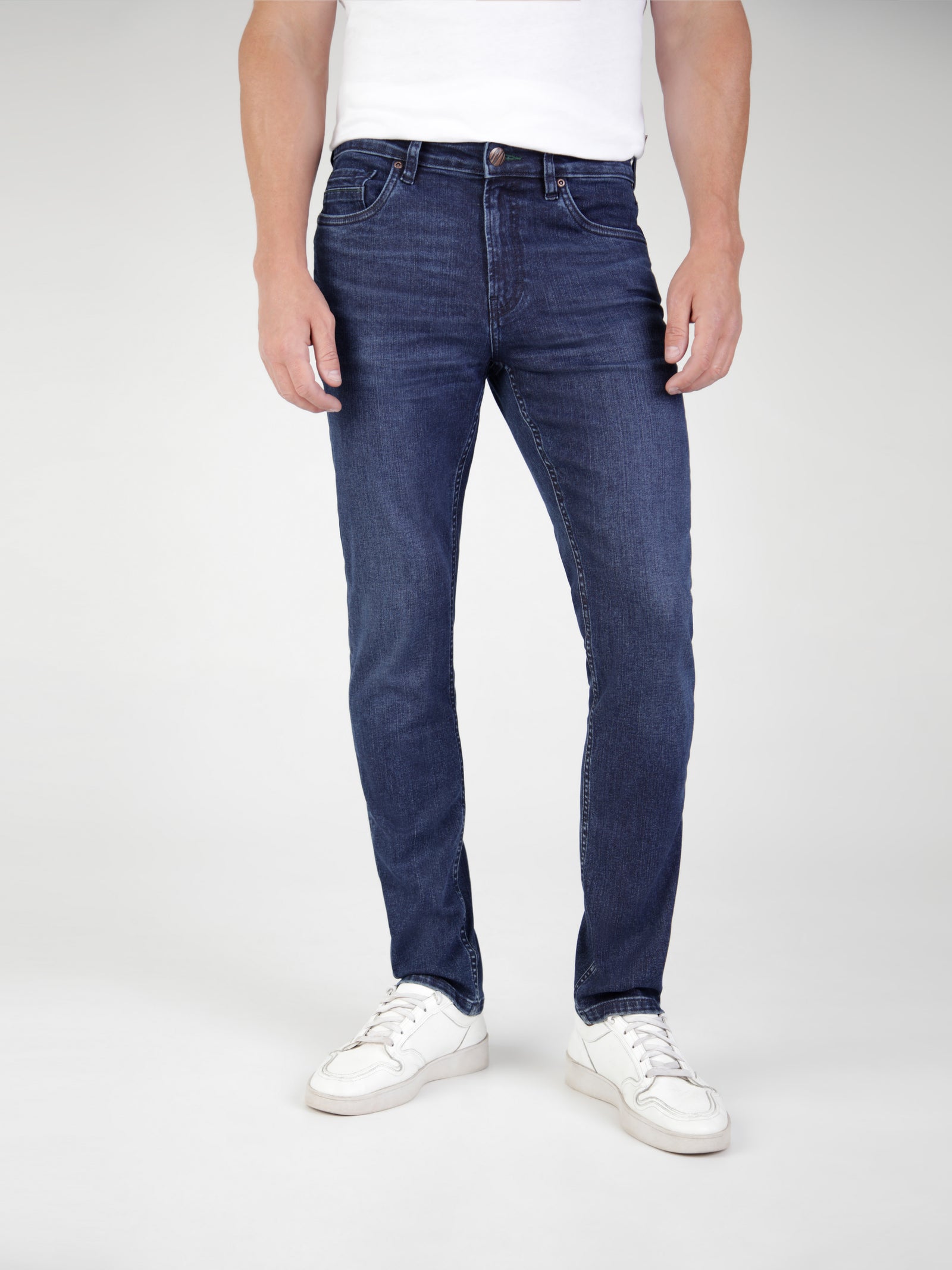dark denim mens jean 
