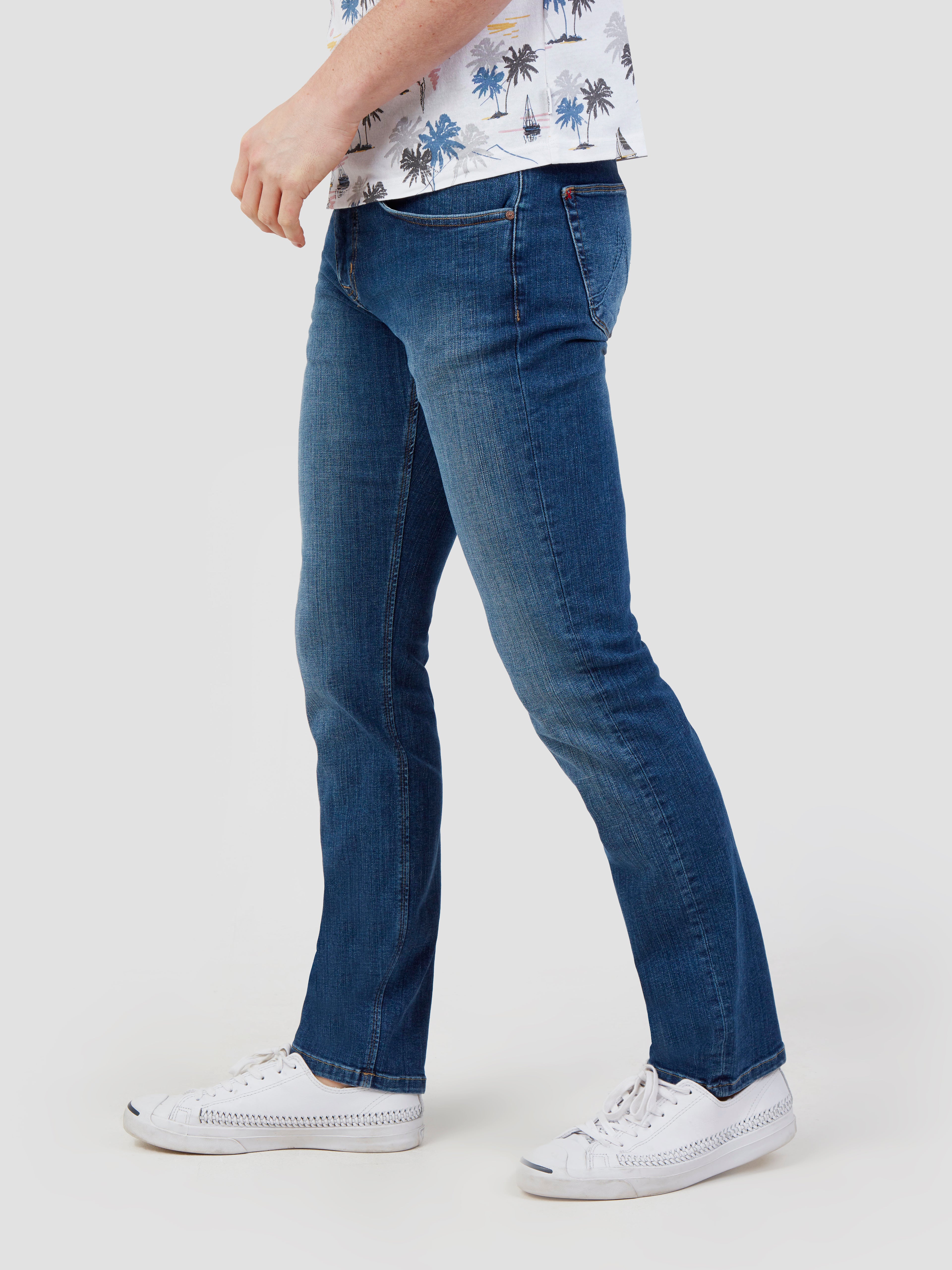 Slim Fit Hyper FLEX Stonewash Jeans