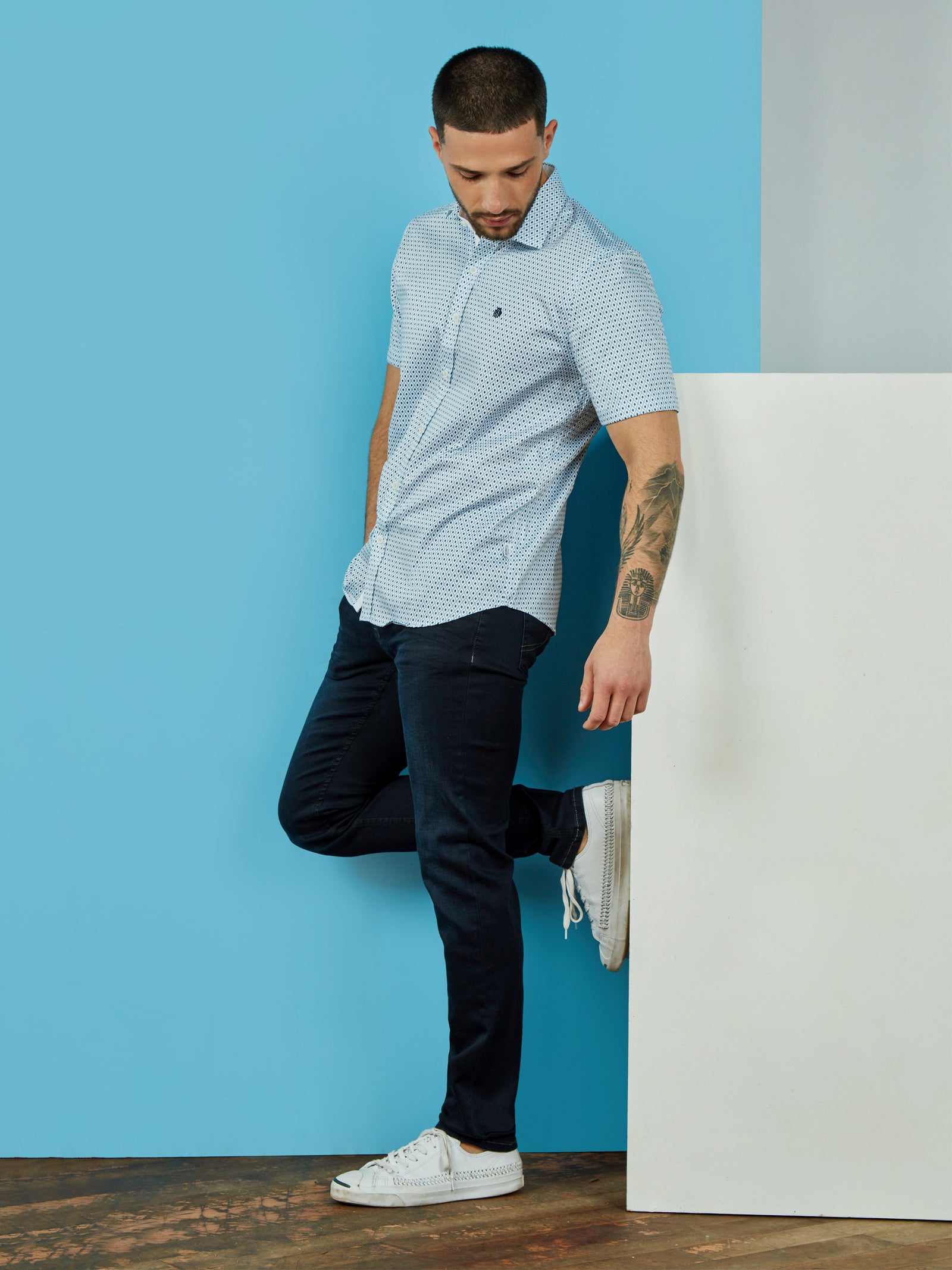 Regular Fit Noro White Printed Short Sleeve Shirt